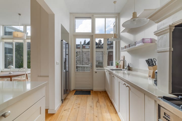 Foto 2 van Stephensonstraat 54