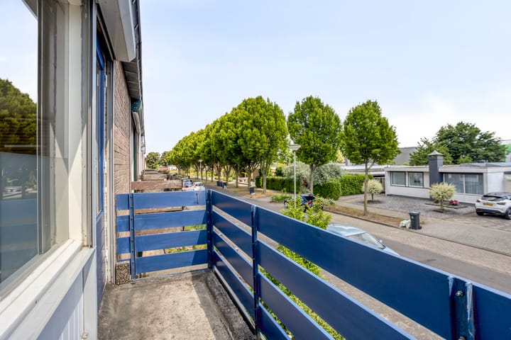 Photo 21 of Kapelaan Sourenstraat 13