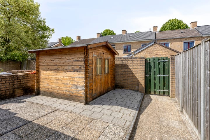 Photo 33 of Kapelaan Sourenstraat 13