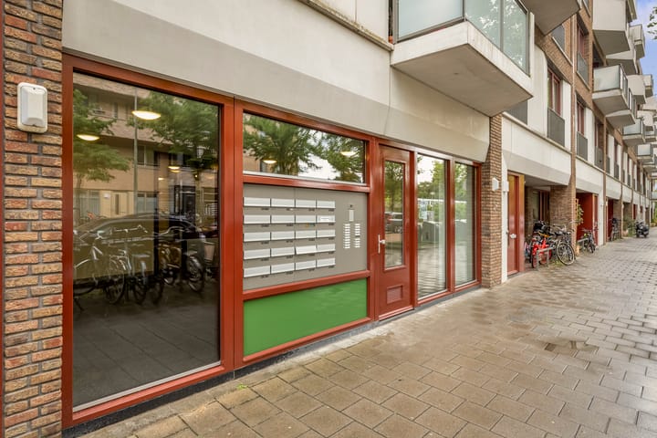 Foto 35 van Jan Tooropstraat 38-B