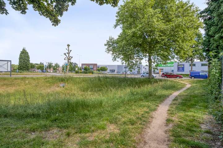 Photo 39 of Kapelaan Sourenstraat 13