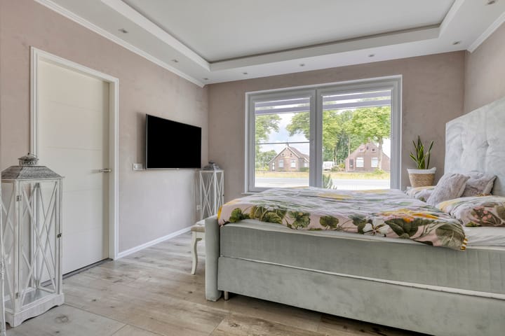 Foto 9 van Hoofdweg 43