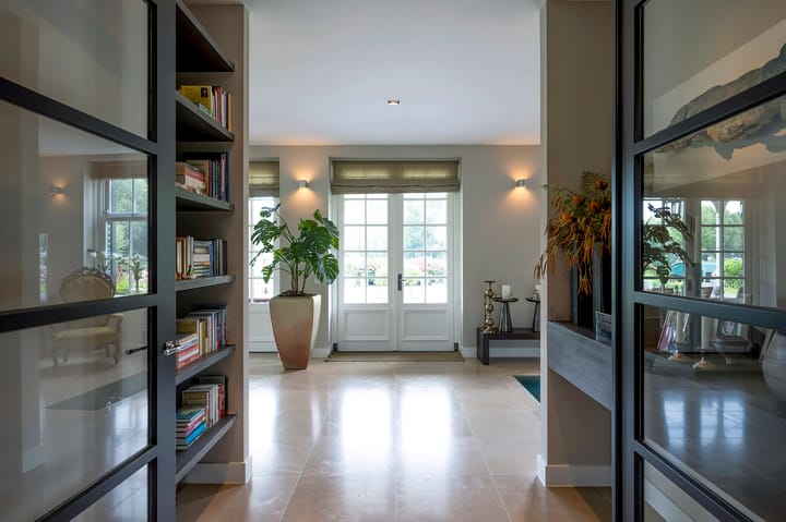 Photo 9 of Hinderdam 7-A