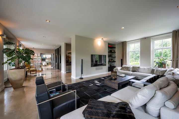 Photo 11 of Hinderdam 7-A