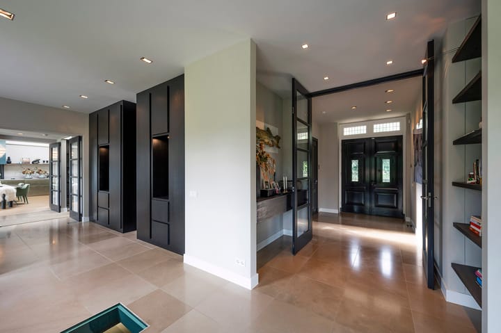 Photo 16 of Hinderdam 7-A