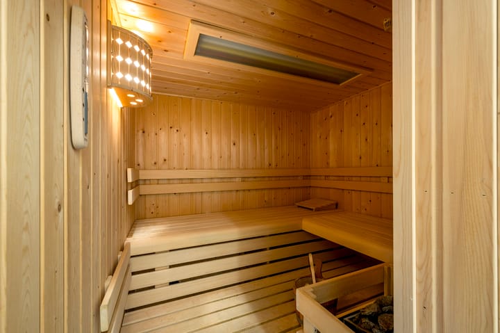 Photo 39 of Hinderdam 7-A