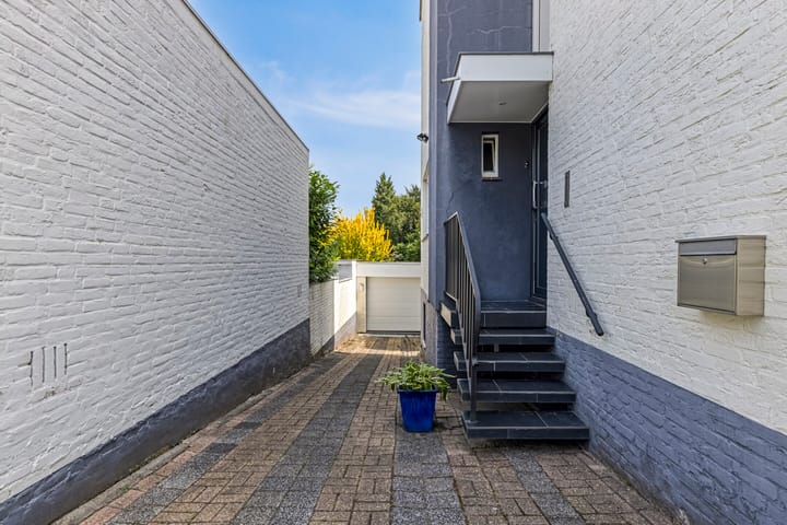 Foto 6 van Navarralaan 3