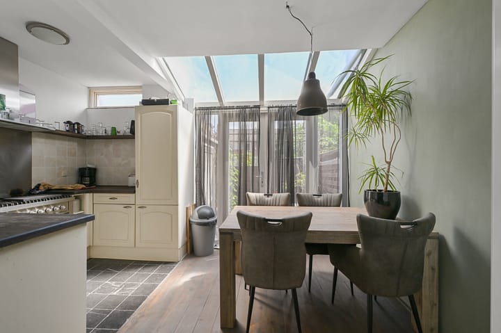 Foto 9 van Belgischestraat 8