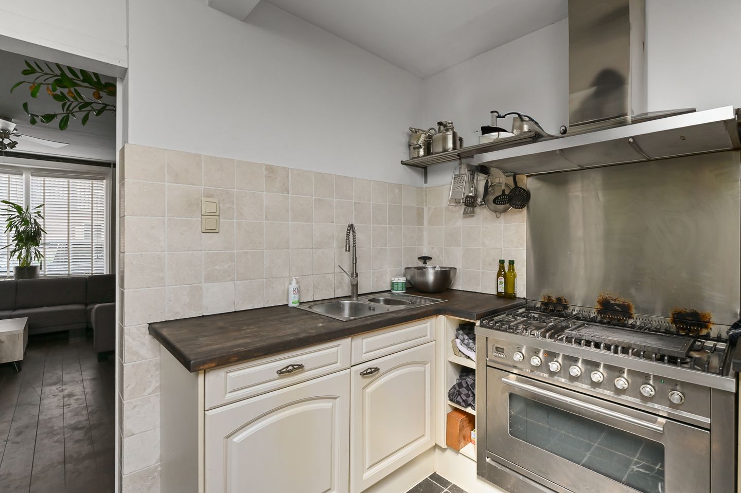 Foto 10 van Belgischestraat 8