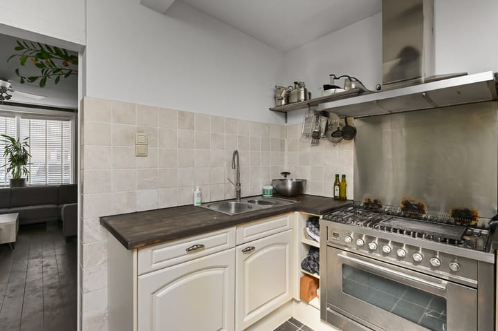 Foto 10 van Belgischestraat 8