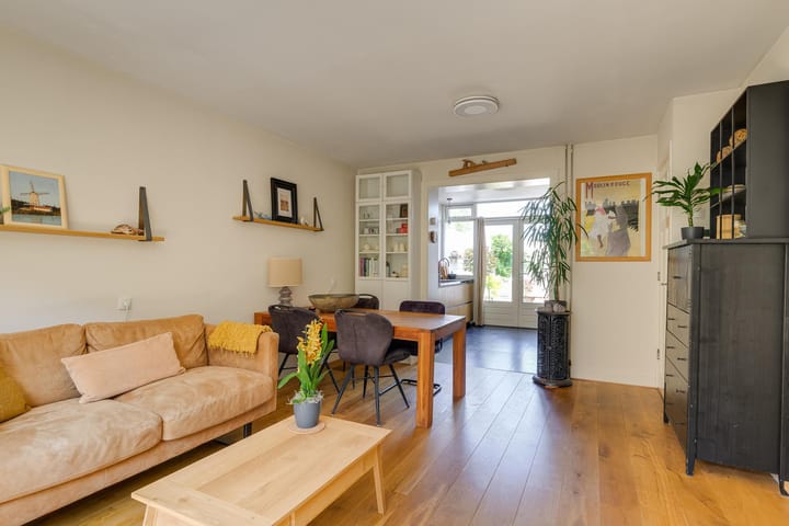 Foto 2 van Bloemenstraat 23