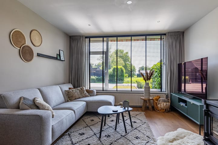 Foto 2 van Molenlaan 2