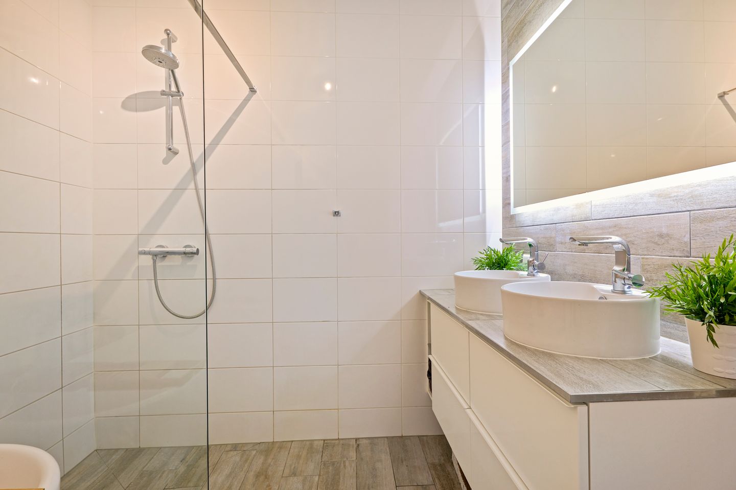 Foto 20 van Willem Augustinstraat 144