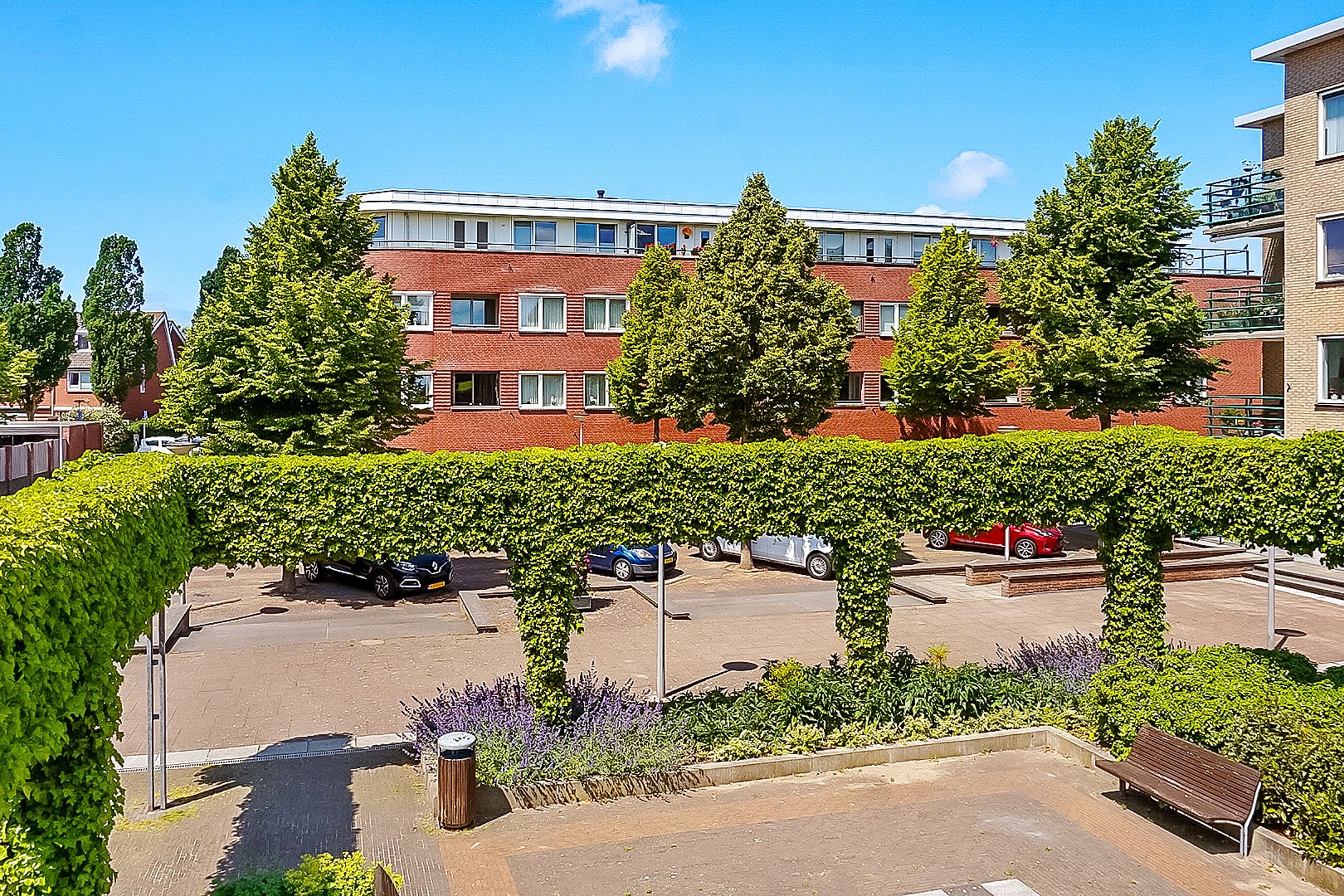 Foto 3 van Julianastraat 120