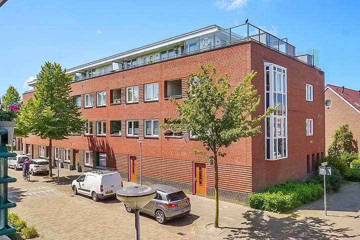 Foto 4 van Julianastraat 120