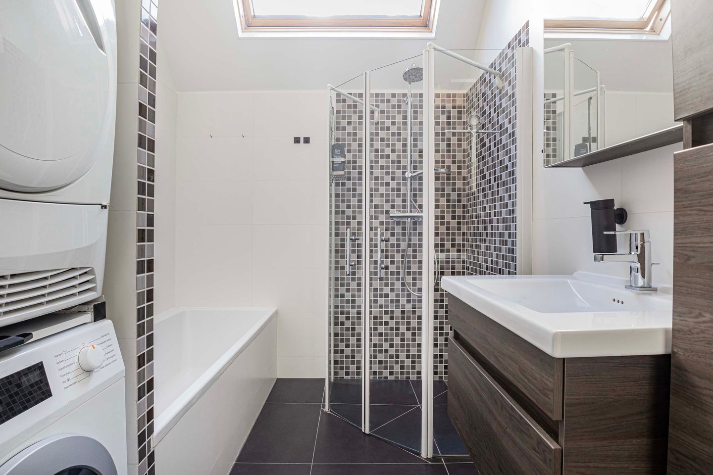 Foto 25 van Dahliastraat 20