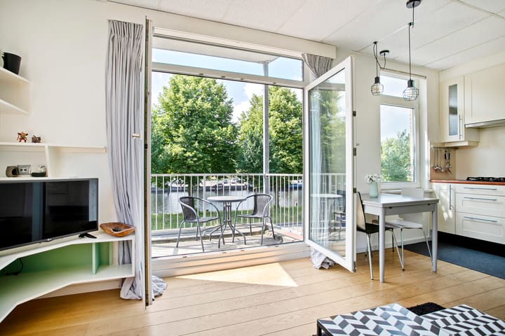 Foto 2 van Willem Deckersstraat 2-B