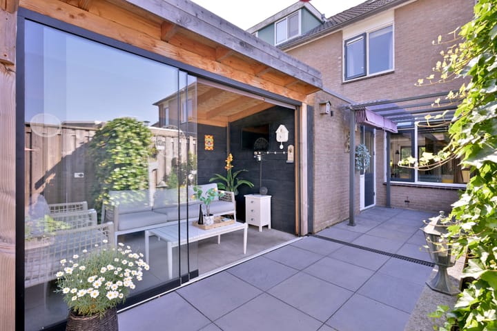 Foto 16 van Kardinaalsmuts 43