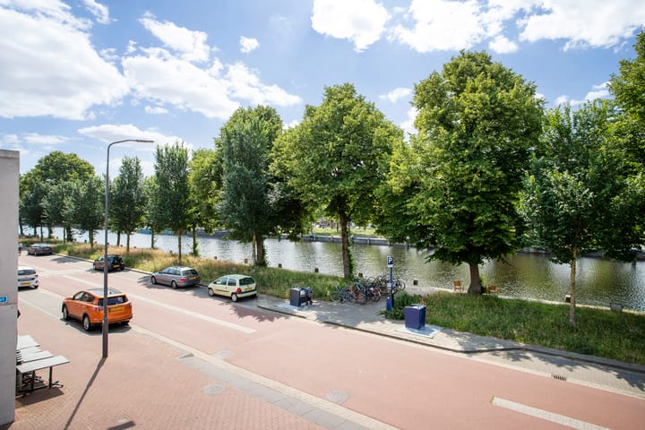 Photo 11 of Willem Deckersstraat 2-B