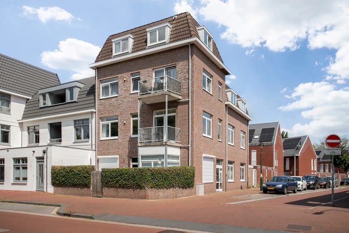 Photo 18 of Willem Deckersstraat 2-B