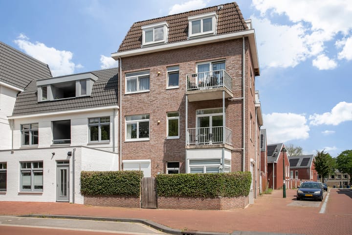 Photo 19 of Willem Deckersstraat 2-B