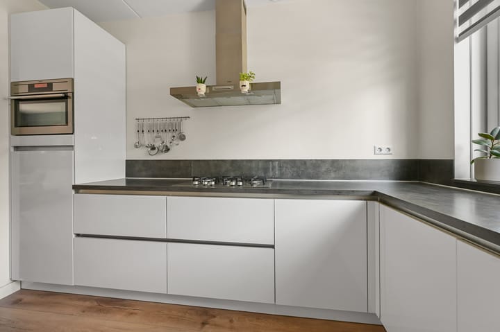 Foto 16 van Witte Ring 69