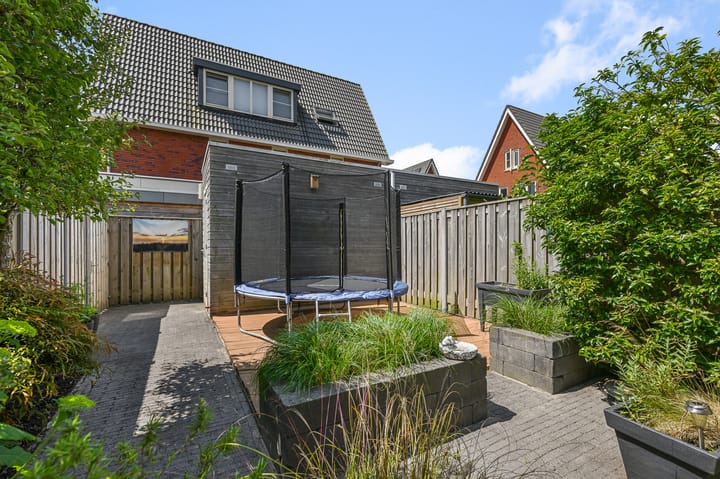 Foto 20 van Witte Ring 69