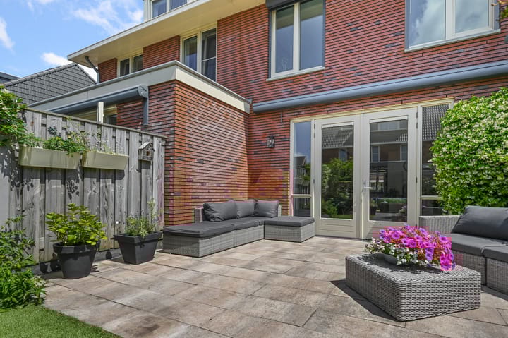 Foto 22 van Witte Ring 69