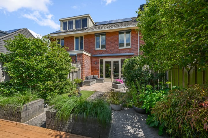 Foto 23 van Witte Ring 69