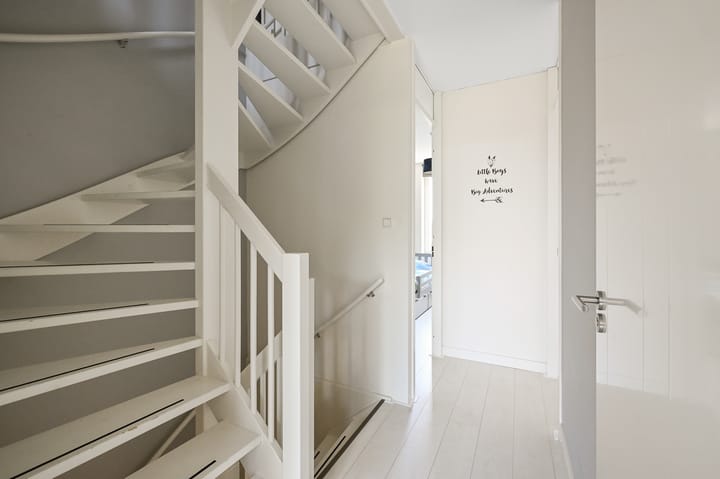 Foto 24 van Witte Ring 69