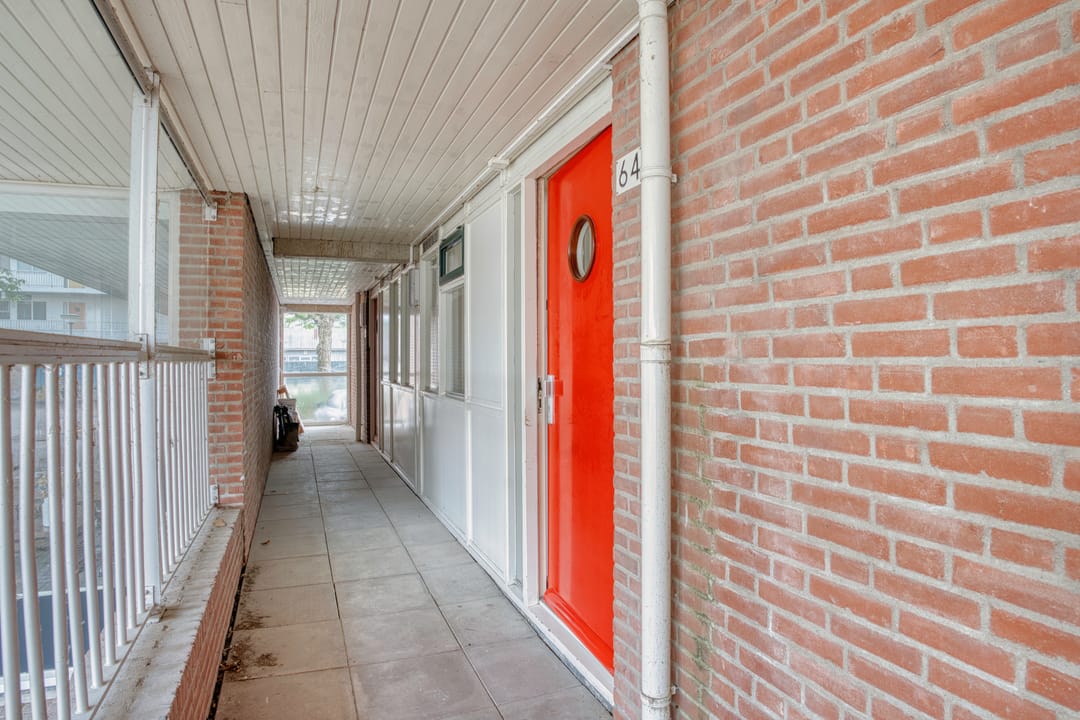 Foto 8 van Rivierenplein 64