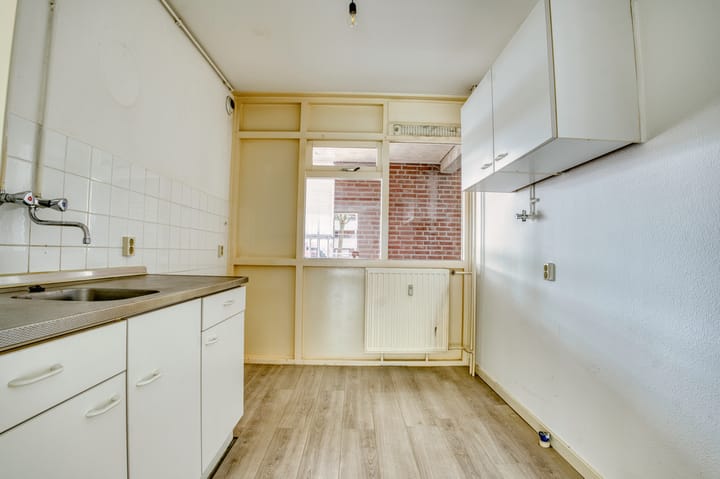 Foto 13 van Rivierenplein 64