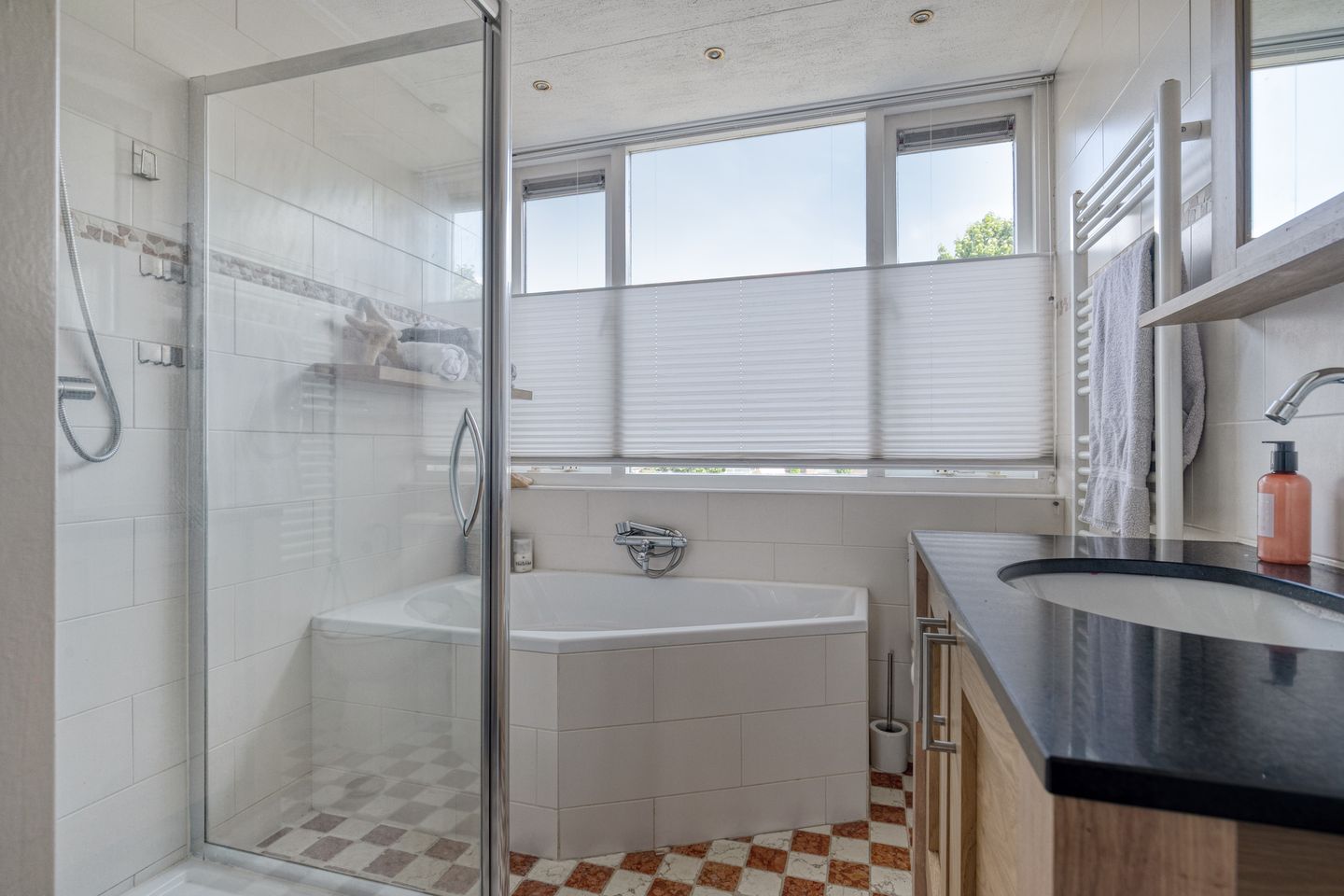 Foto 19 van Spiraeastraat 32