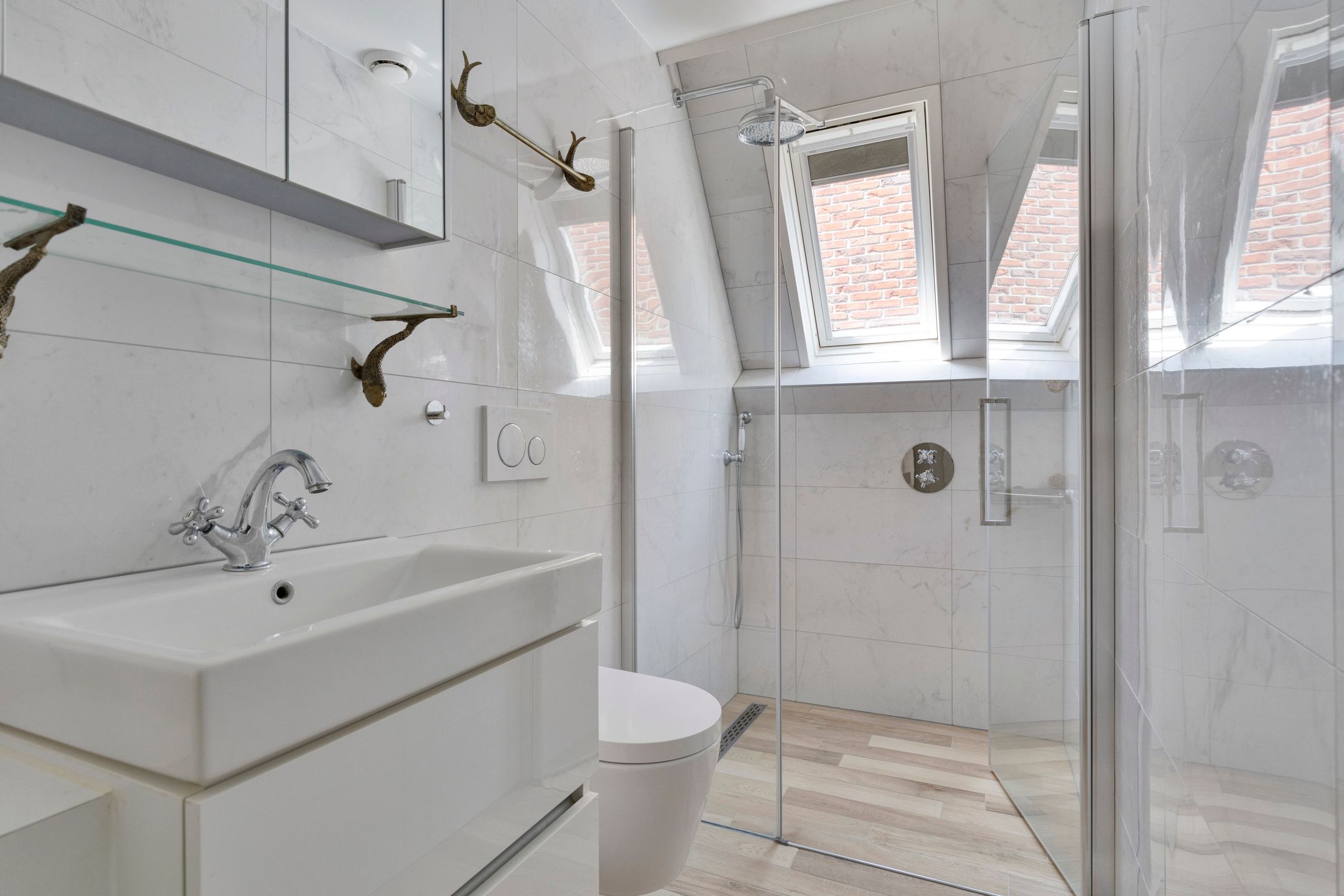 Foto 30 van Niesenoortsburgwal 34