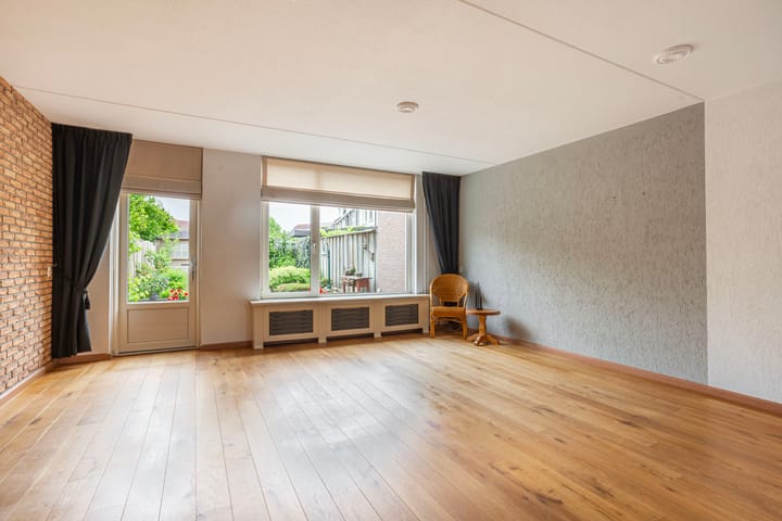 Foto 2 van Joke Smitlanden 110