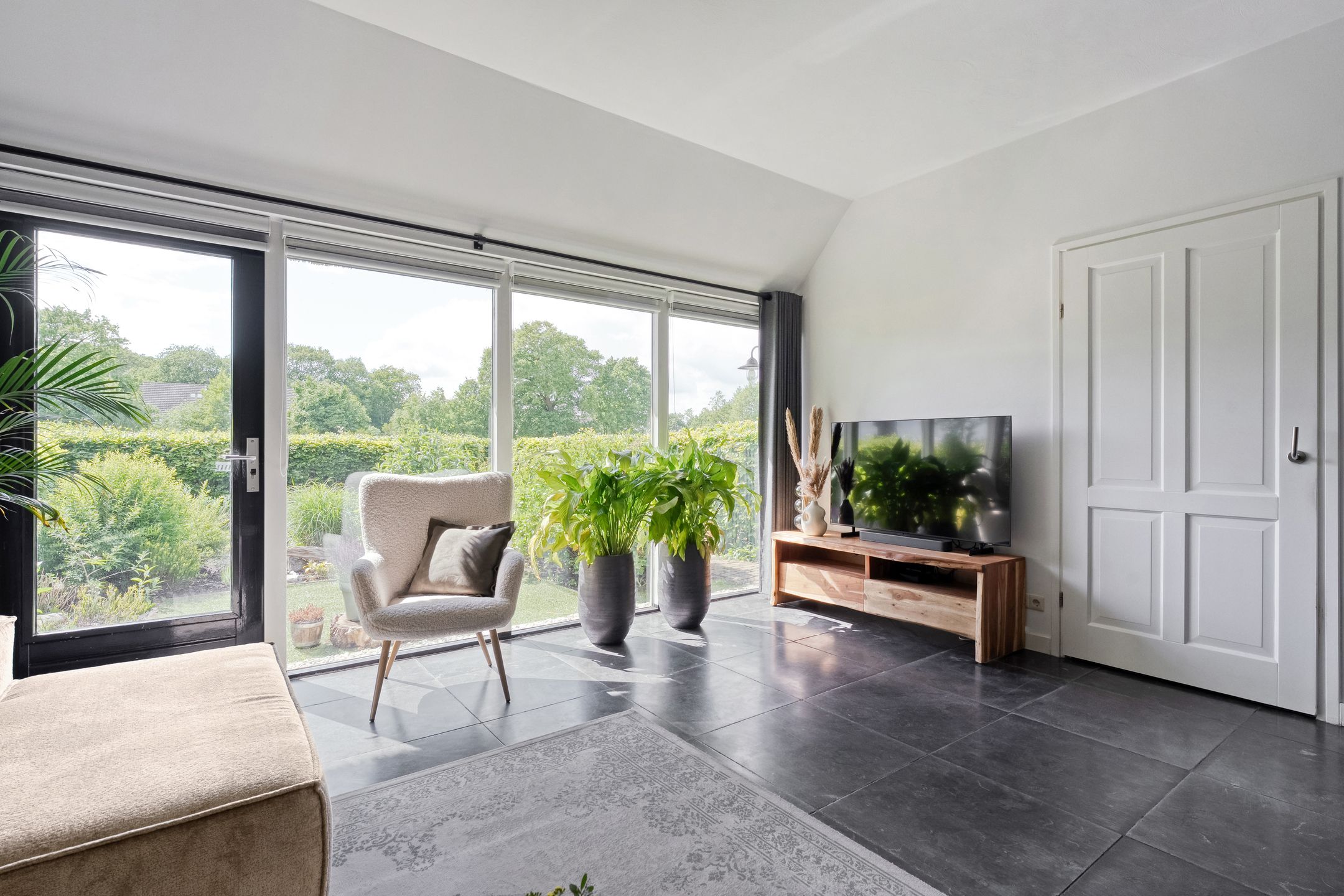 Photo 15 of Westeinde 206-A