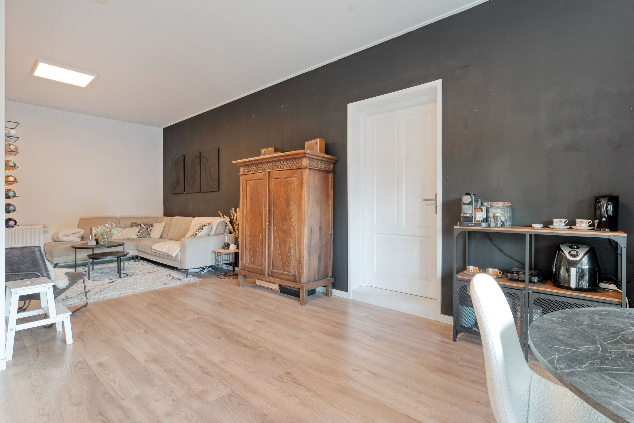 Photo 39 of Westeinde 206-A