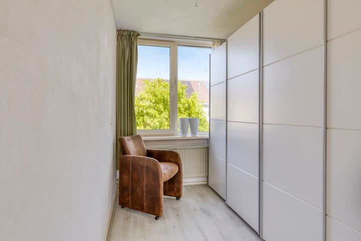 Photo 19 of Jean Henri Dunantstraat 23