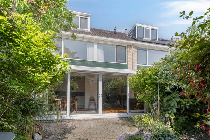 Photo 25 of Jean Henri Dunantstraat 23