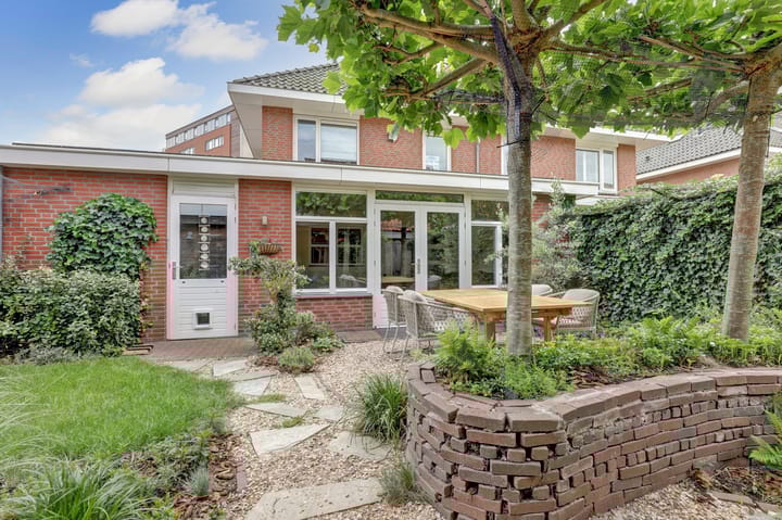 Foto 33 van Parnassia 94