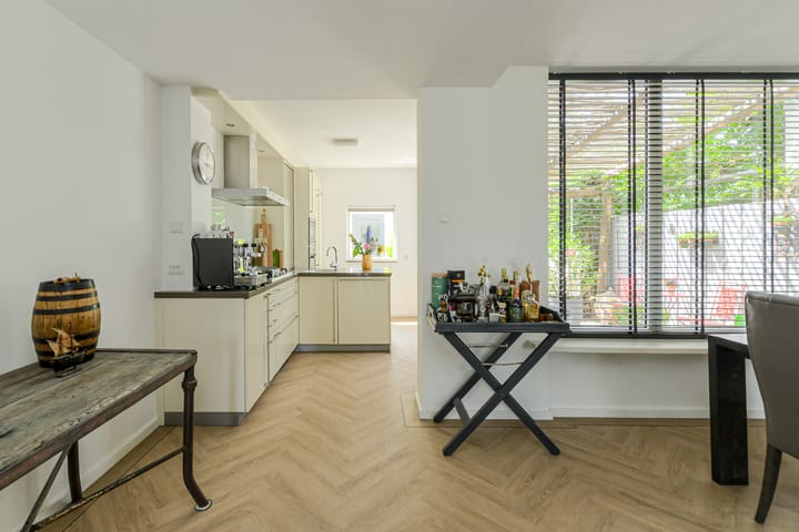 Foto 5 van Baroniestraat 18