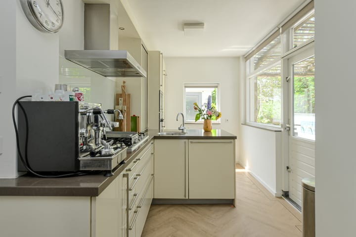 Foto 12 van Baroniestraat 18