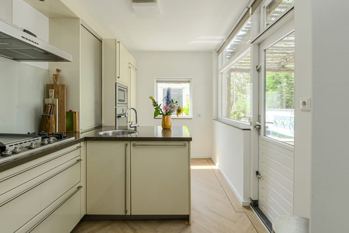 Foto 13 van Baroniestraat 18