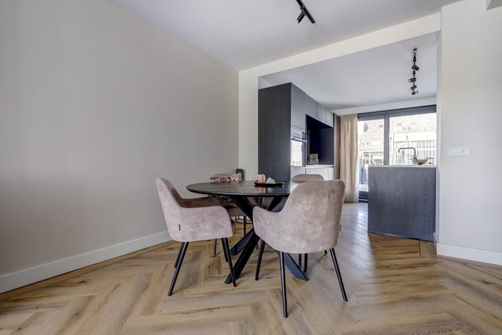 Foto 11 van Dijkstraat 8