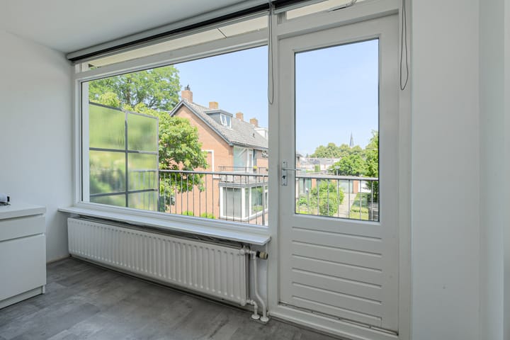 Foto 32 van Baroniestraat 18