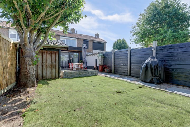 Foto 31 van Dijkstraat 8