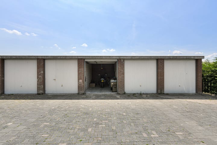 Foto 64 van Baroniestraat 18