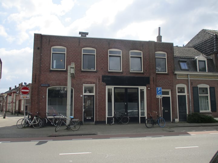 Bredaseweg 70-72, Tilburg