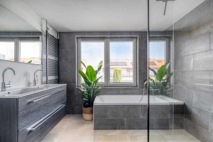 Foto 21 van Van Spilbergenstraat 12