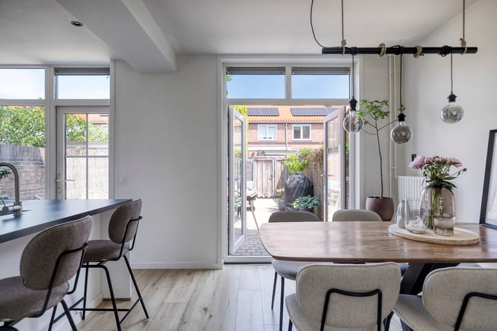 Foto 10 van Van Spilbergenstraat 12